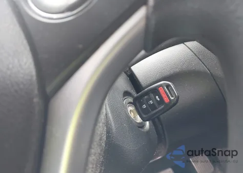 2015 Honda Civic Lx z USA, uszkodzony, nr VIN 19XFB2F50FE295748